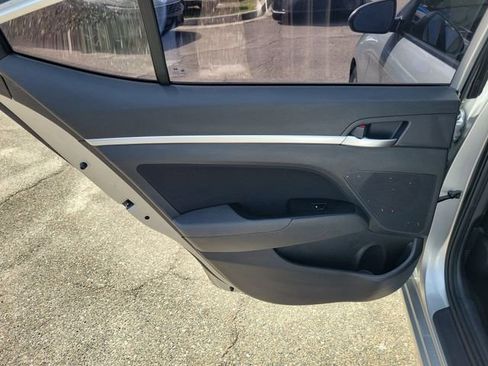 Used 2020 Hyundai Elantra SEL w/ Cargo Package (C1) FWD image 27