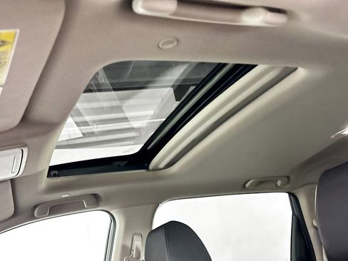 Certified 2024 Honda CR-V EX image 19