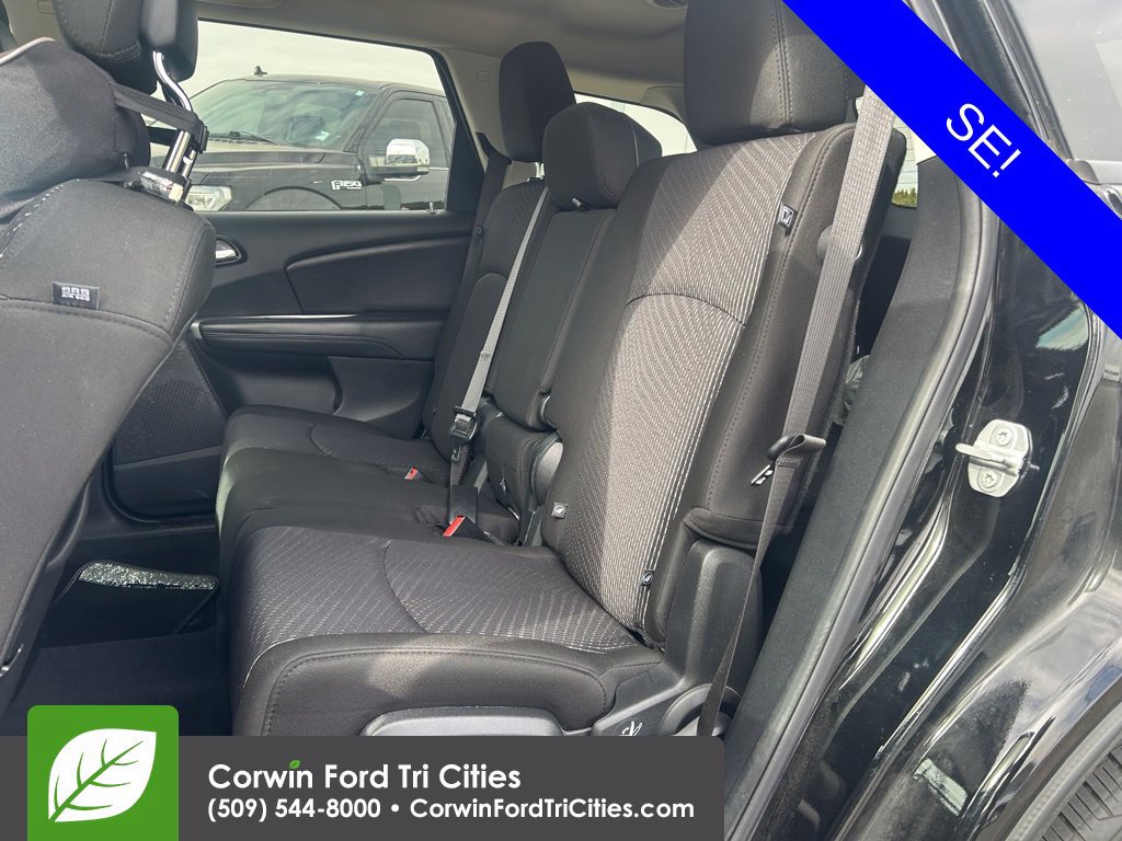 Used 2019 Dodge Journey SE w/ Premium Group FWD image 9