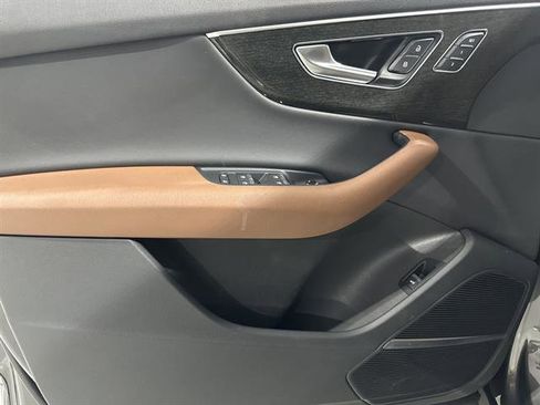 Used 2021 Audi Q7 2.0T Premium Plus w/ Premium Plus Package image 36