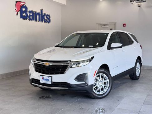 Certified 2023 Chevrolet Equinox LT AWD/4WD image 2