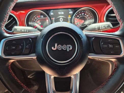 Certified 2021 Jeep Wrangler Unlimited Rubicon AWD/4WD image 32