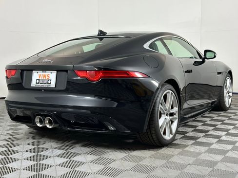 Used 2017 Jaguar F-TYPE S image 4
