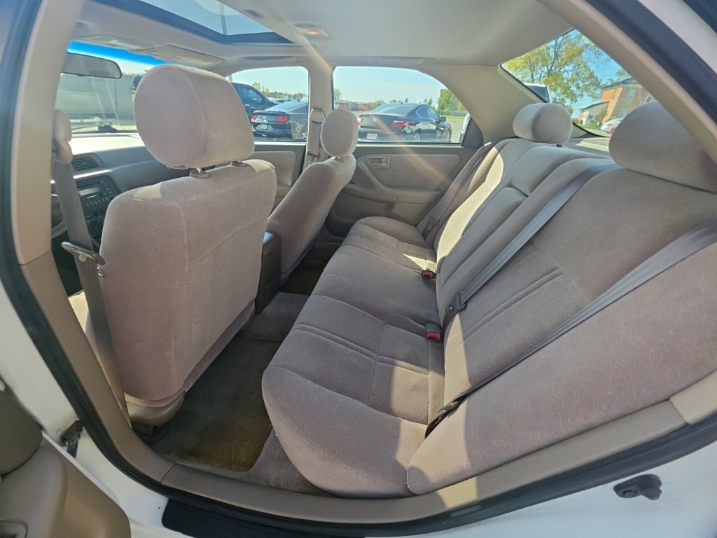 Used 1999 Toyota Camry LE FWD image 23