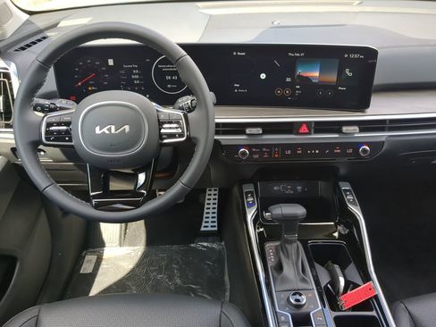 New 2025 Kia Sorento SX image 12