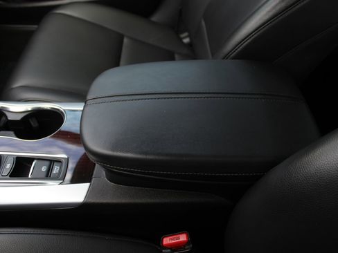 Used 2017 Acura TLX FWD image 20