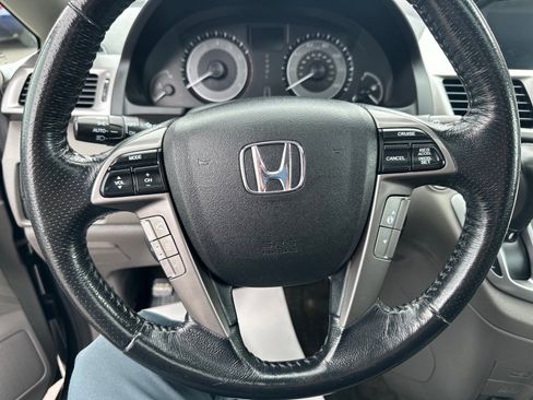 Used 2016 Honda Odyssey Touring Elite image 28
