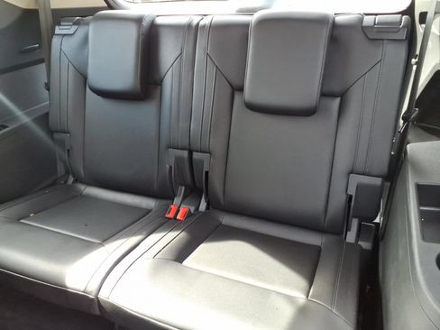 Used 2018 Volkswagen Atlas SEL FWD image 12