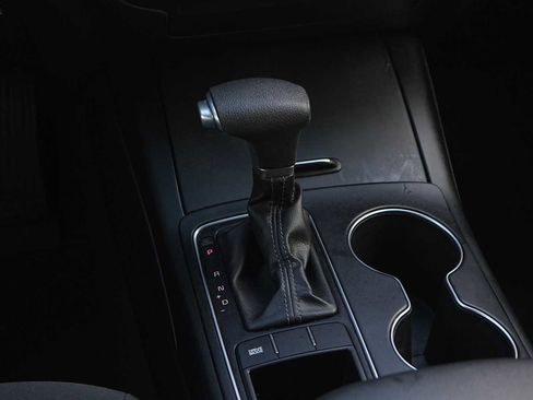 Used 2019 Kia Sorento L image 21