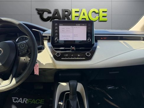 Used 2020 Toyota Corolla LE FWD image 23