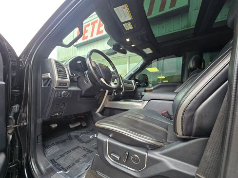 Used 2017 Ford F250 Platinum w/ Platinum Ultimate Package image 11