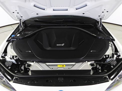 Certified 2023 BMW i4 eDrive35 RWD image 6