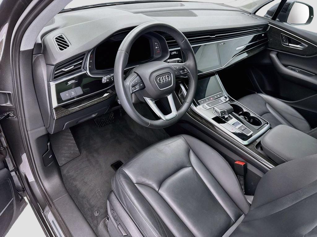 Used 2022 Audi Q7 3.0T Premium Plus w/ Premium Plus Package AWD/4WD image 9