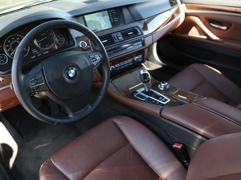 Used 2012 BMW 528i xDrive Sedan image 4