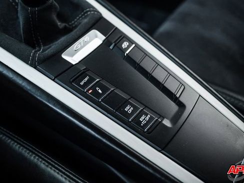 Used 2016 Porsche Cayman GT4 image 21