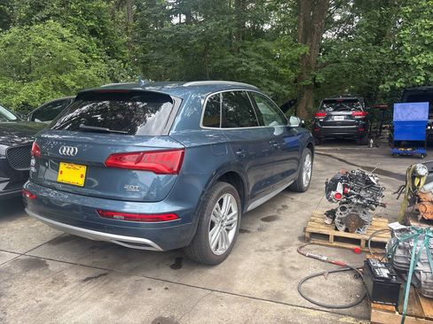 Used 2018 Audi Q5 Prestige AWD/4WD image 7