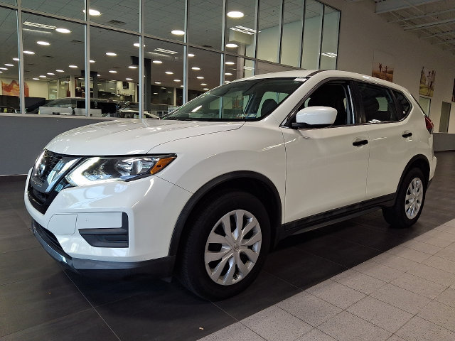 Used 2017 Nissan Rogue S AWD/4WD image 3
