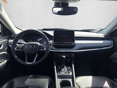 Used 2022 Jeep Compass Latitude image 15