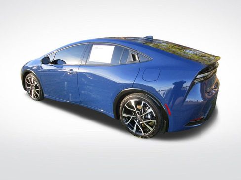 Used 2026 Toyota Prius Plug-In Hybrid image 2