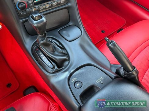 Used 2003 Chevrolet Corvette Convertible w/ Preferred Equipment Group1 RWD image 24
