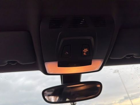 Used 2018 BMW 230i Coupe image 24