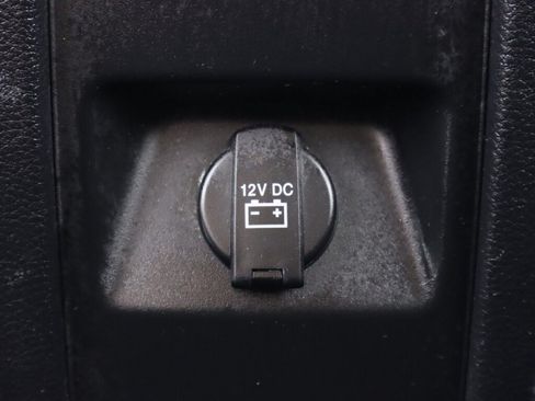 Used 2018 Dodge Journey SXT FWD image 26