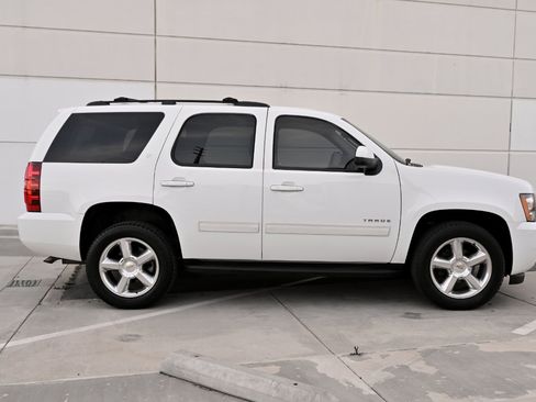 Used 2010 Chevrolet Tahoe LT w/ Luxury Package image 7
