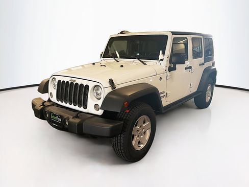 Used 2017 Jeep Wrangler Unlimited Sport w/ Quick Order Package 24S AWD/4WD image 3