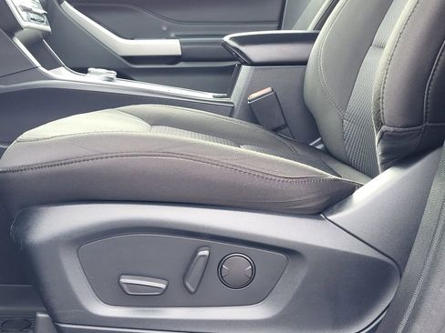 Certified 2022 Ford Explorer XLT image 24