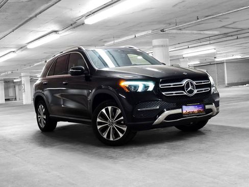 Used 2020 Mercedes-Benz GLE 350 4MATIC image 4