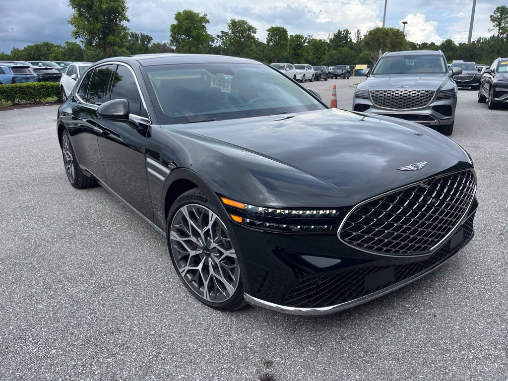 Certified 2025 Genesis G90 3.5T AWD/4WD image 3
