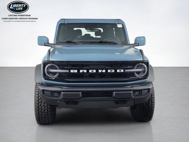 Certified 2023 Ford Bronco Outer Banks w/ Sasquatch Package AWD/4WD image 9