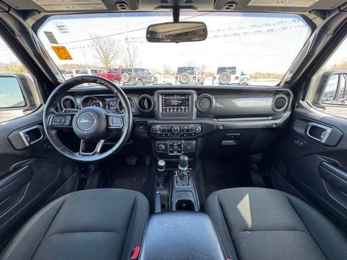 Used 2021 Jeep Wrangler Unlimited Sport AWD/4WD image 16