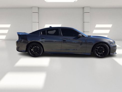 Certified 2019 Dodge Charger Scat Pack w/ Daytona Edition Group image 6