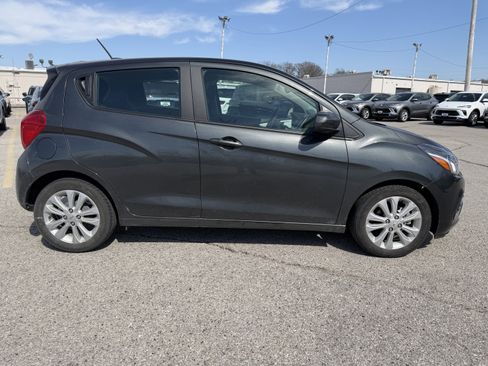 Used 2018 Chevrolet Spark LT image 8