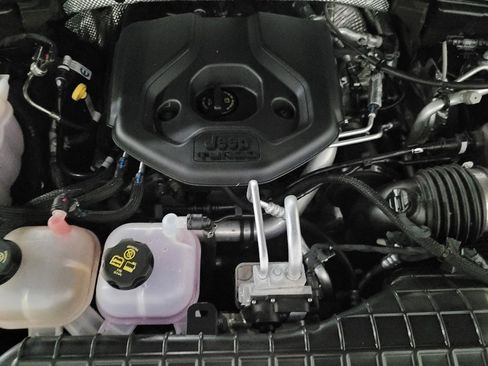 Used 2022 Jeep Grand Cherokee Limited 4xe image 30