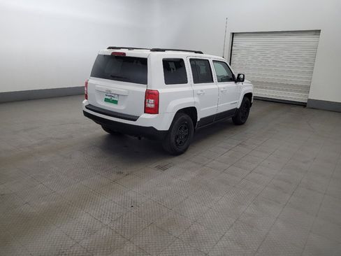 Used 2016 Jeep Patriot Sport w/ Power Value Group FWD image 9