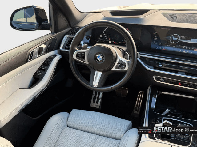 Used 2024 BMW X5 sDrive40i w/ M Sport Package RWD image 14