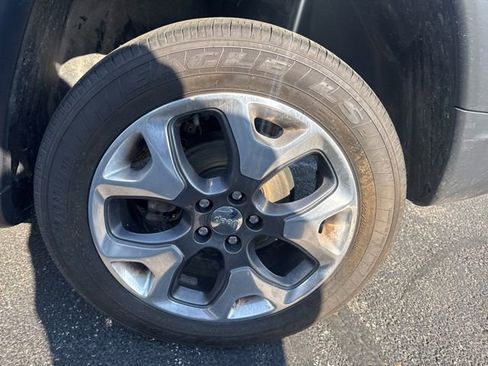 Used 2019 Jeep Compass Limited AWD/4WD image 26