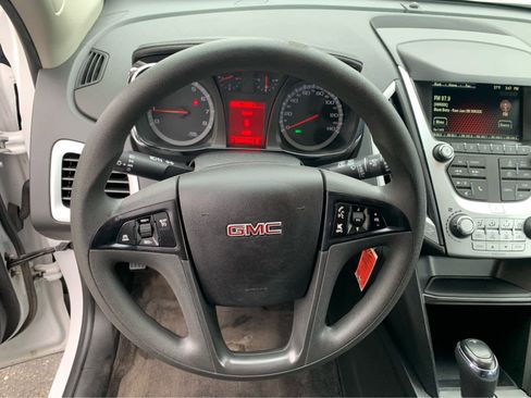 Used 2016 GMC Terrain SLE image 15