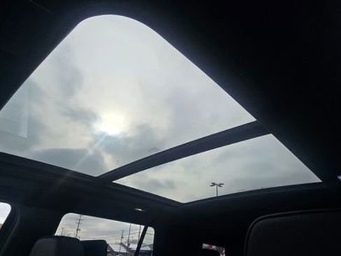 New 2026 GMC Yukon Denali w/ Denali Reserve Package image 16