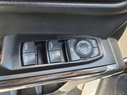 Used 2019 Chevrolet Silverado 1500 LT w/ All-Star Edition AWD/4WD image 24
