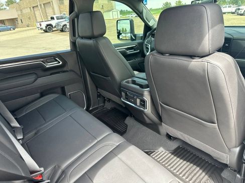 Used 2025 Chevrolet Silverado 2500 LTZ w/ Trail Boss Package AWD/4WD image 21