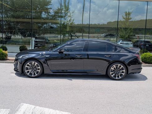 Used 2022 Cadillac CT5 V Blackwing w/ Parking Package RWD image 2