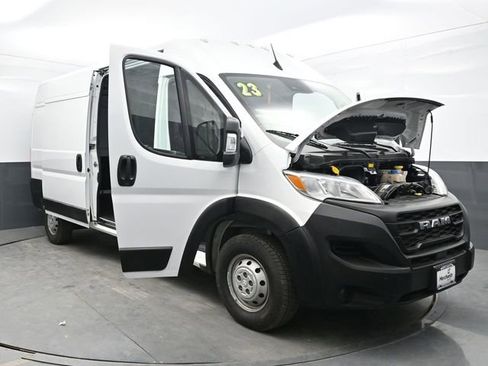 Used 2023 RAM ProMaster 2500 FWD image 38