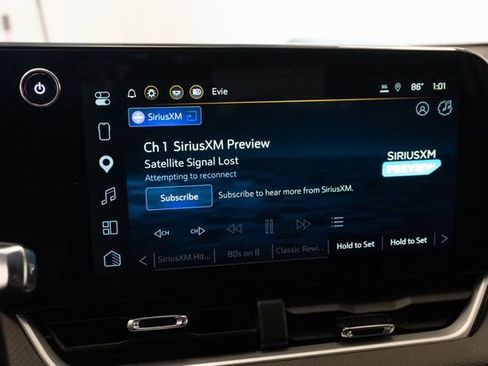 Used 2025 Chevrolet Equinox LT w/ Convenience Package II FWD image 4