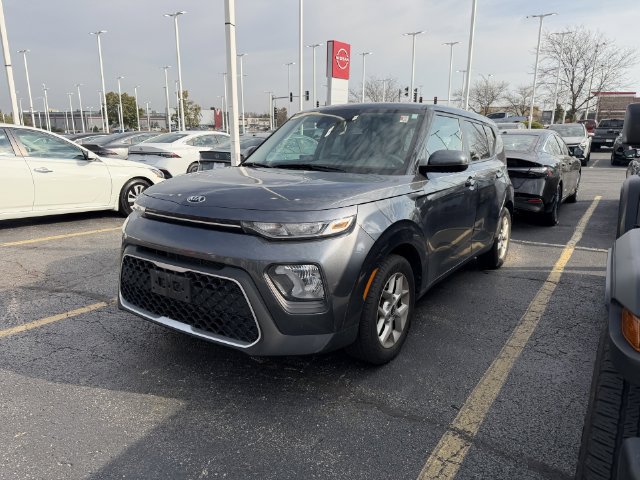 Used 2020 Kia Soul S FWD image 2