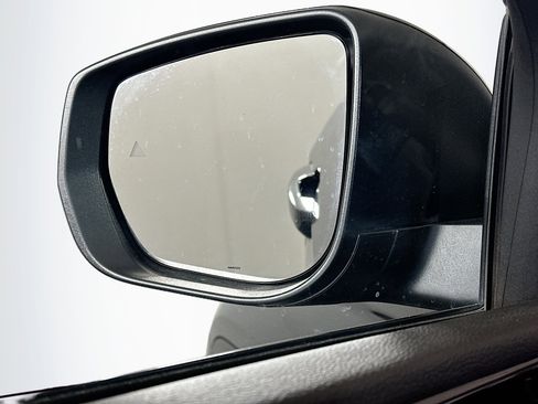 Used 2022 Jeep Grand Cherokee Laredo w/ Luxury Tech Group I AWD/4WD image 16