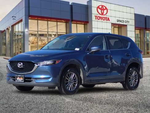 Used 2017 MAZDA CX-5 Touring w/ Preferred Equipment Package FWD image 2