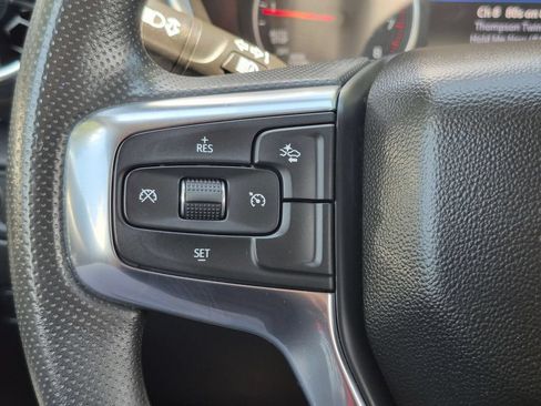 Used 2025 Chevrolet Blazer LT FWD image 21
